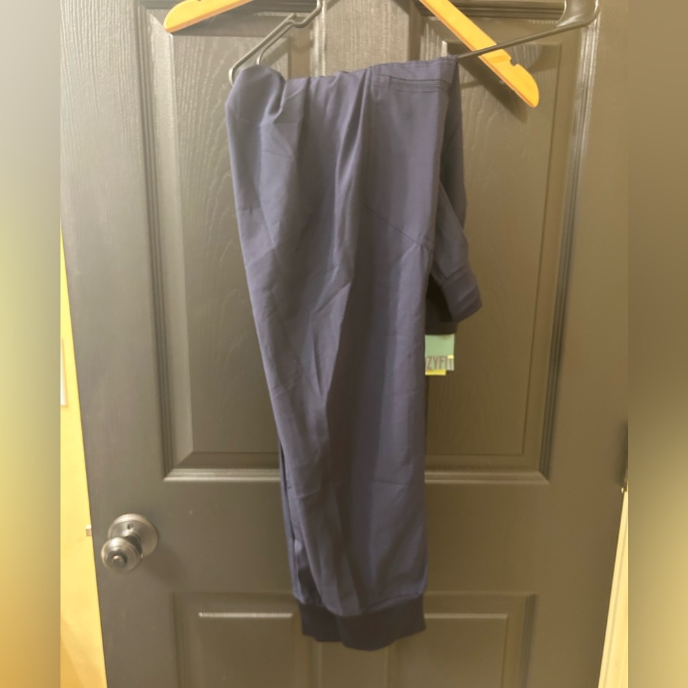 COZYFIT NAVY SCRUB JOGGERS